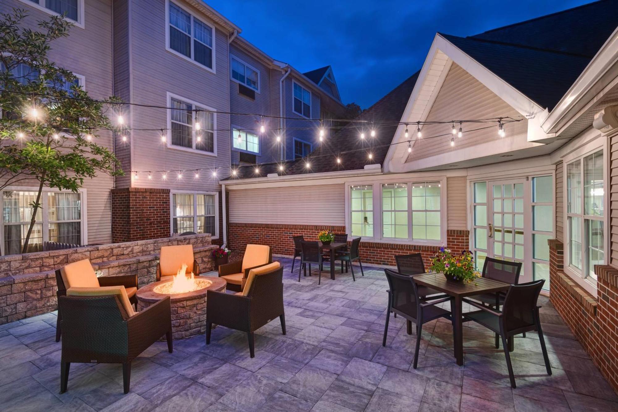 Residence Inn By Marriott State College Exterior photo